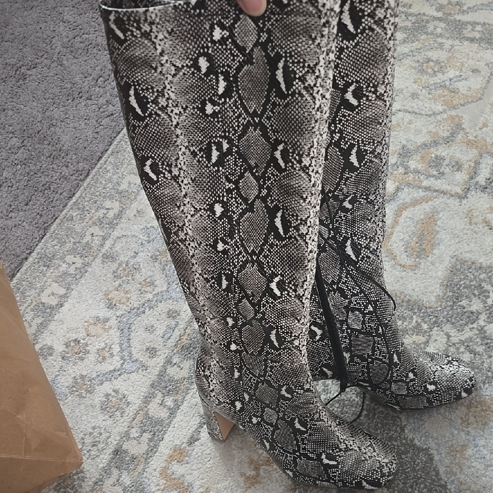 Snakeskin Pattern Knee-High Boots
